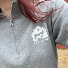 Load image into Gallery viewer, Barn Logo Quarter Zip Fleece - Heather Gray